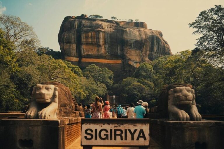a-photograph-of-sigiriya-rock-fortress-i_6dnn3lxlq-km5eookpyw3q_byq1ddvfrym-tvmshucohg-850x5671391330775715254797.jpeg